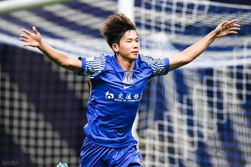 九游体育在线-申花强势战胜鲁能，势如破竹获得连胜的简单介绍