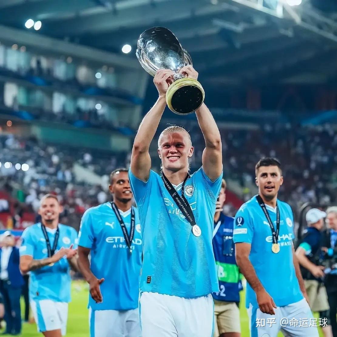 曼城连续击败埃弗顿,稳坐榜首位置 曼城连续击败埃弗顿,稳坐榜首位置