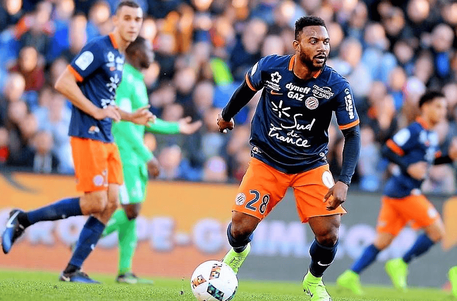 克莱蒙球员在比赛中表现出色 克莱蒙球员在比赛中表现出色