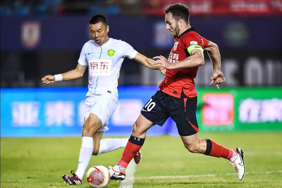 九游体育官网-关于长春亚泰客场战胜重庆力帆，取得三连胜的信息