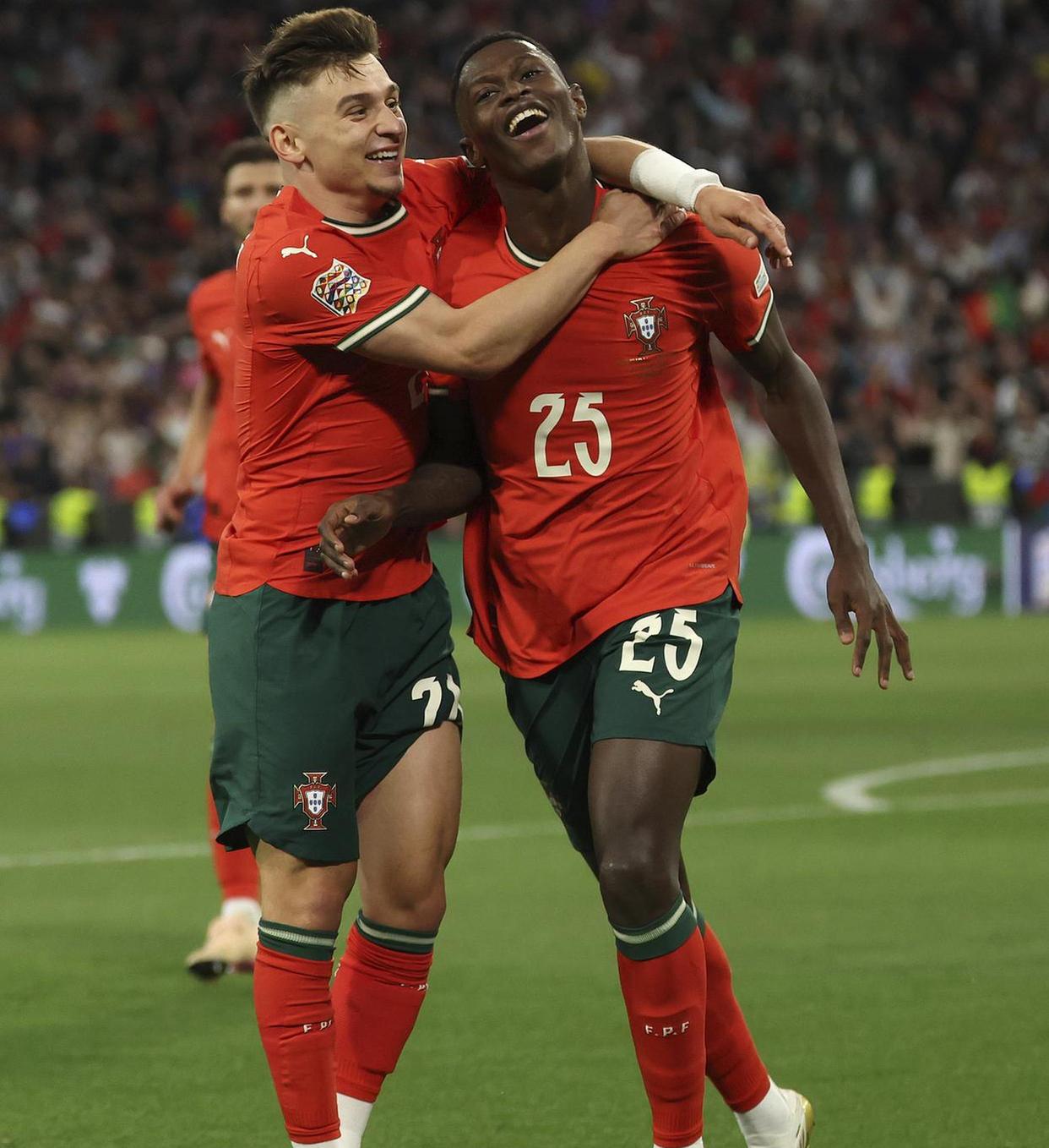 九游体育入口-欧国联夺冠热门浮现，谁将笑到最后？的简单介绍