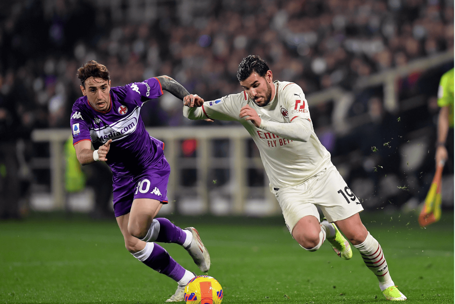 包含佛罗伦萨球员战术配合默契,力克对手的词条 包含佛罗伦萨球员战术配合默契,力克对手的词条