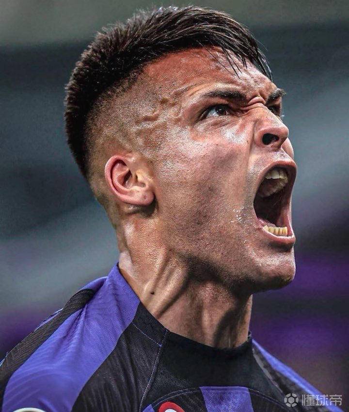 国米主场击败热那亚,保持不败 国米主场击败热那亚,保持不败