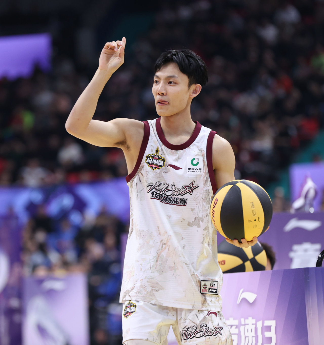 江苏队员发挥出色，获得全明星入选